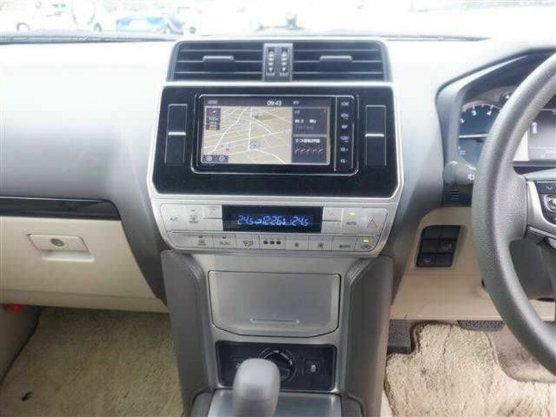 LAND CRUISER PRADO-4