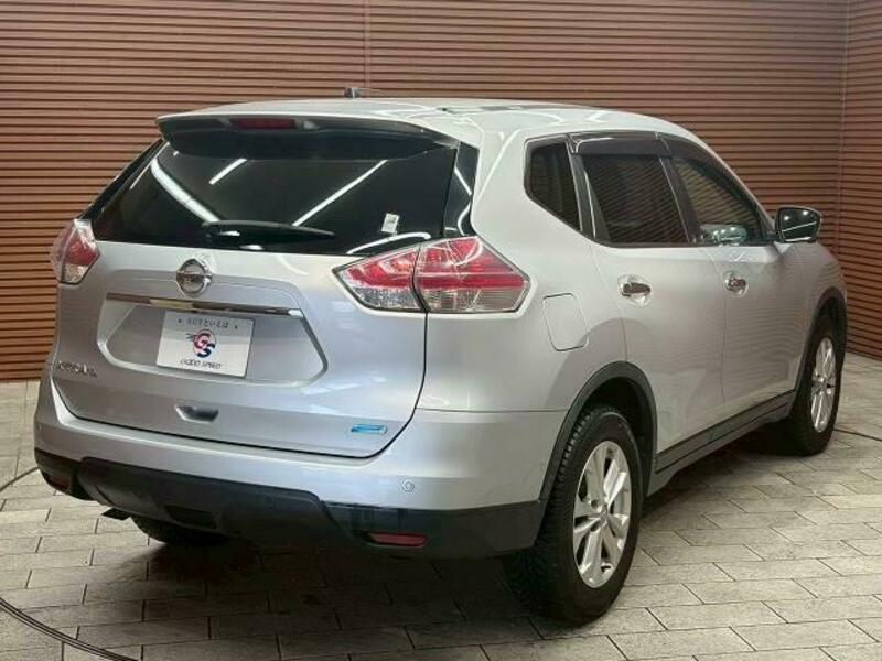 X-TRAIL-13