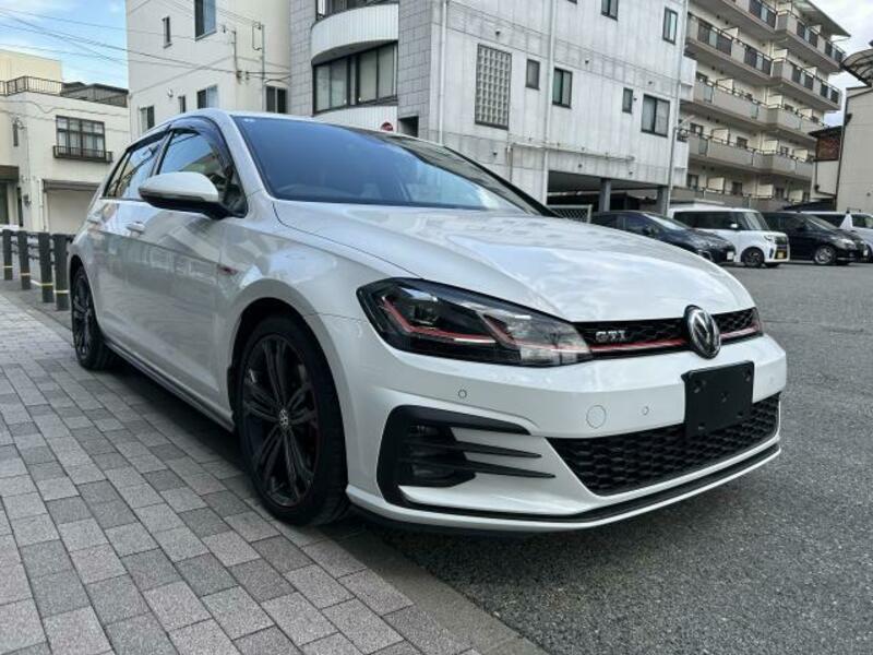 GOLF GTI-0