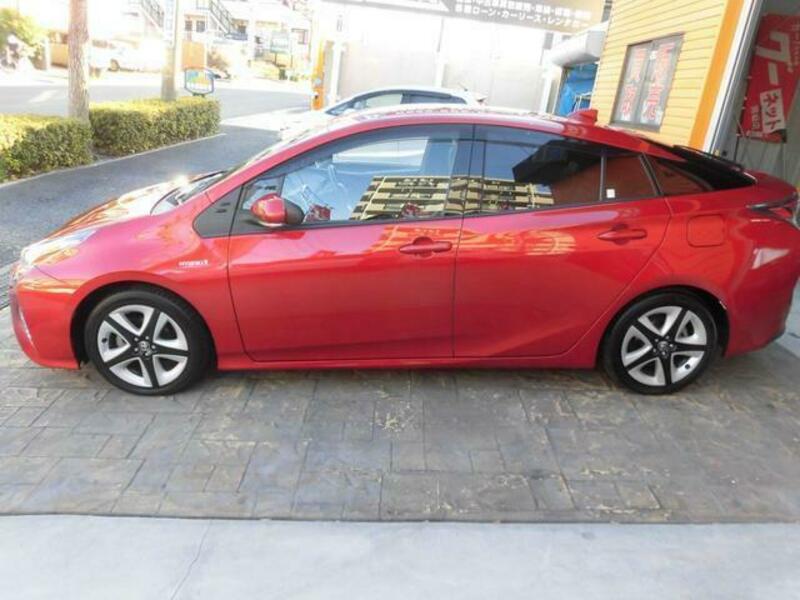 PRIUS-9