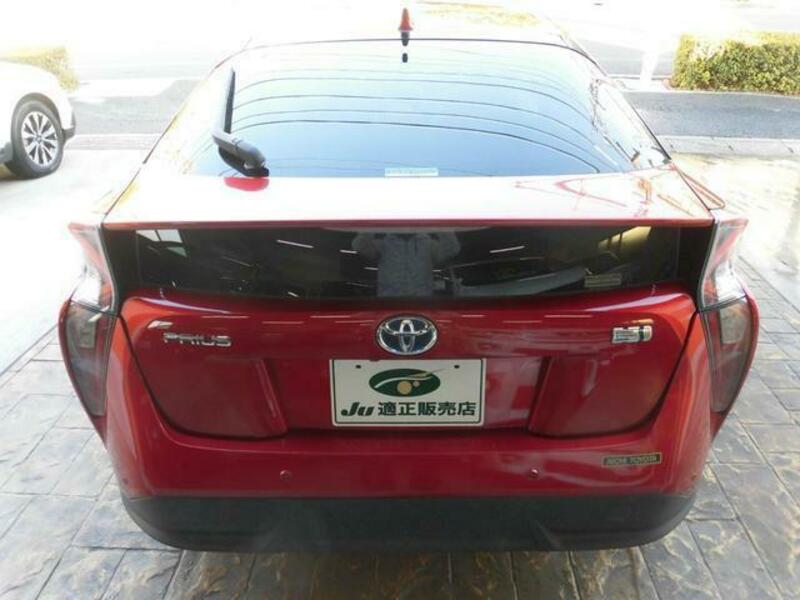 PRIUS-1