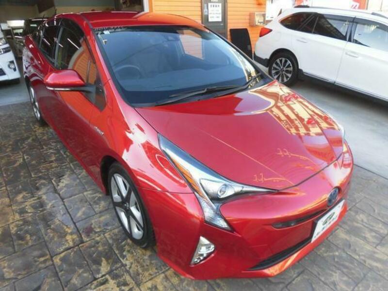 PRIUS-12