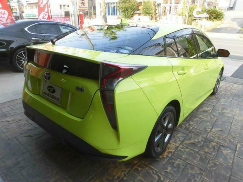PRIUS-15