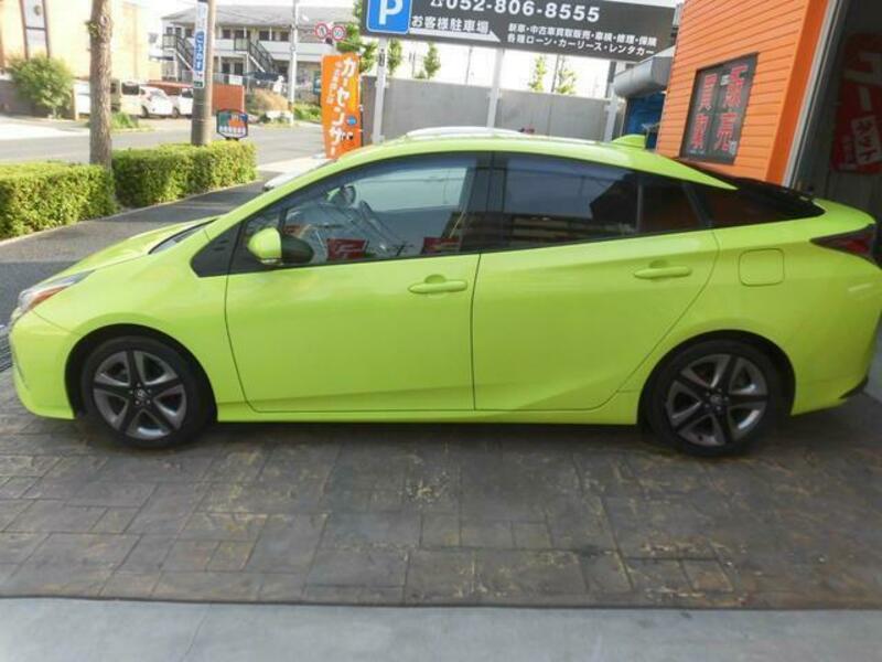 PRIUS-10