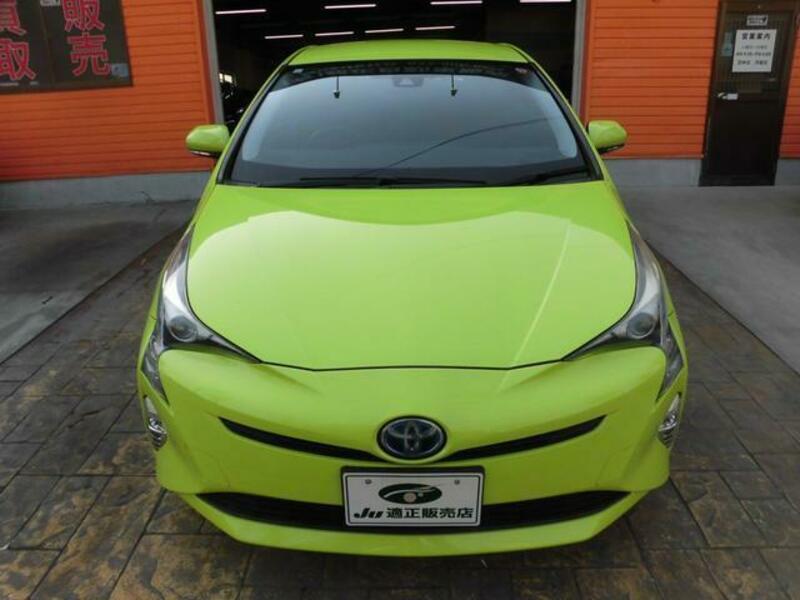 PRIUS-11