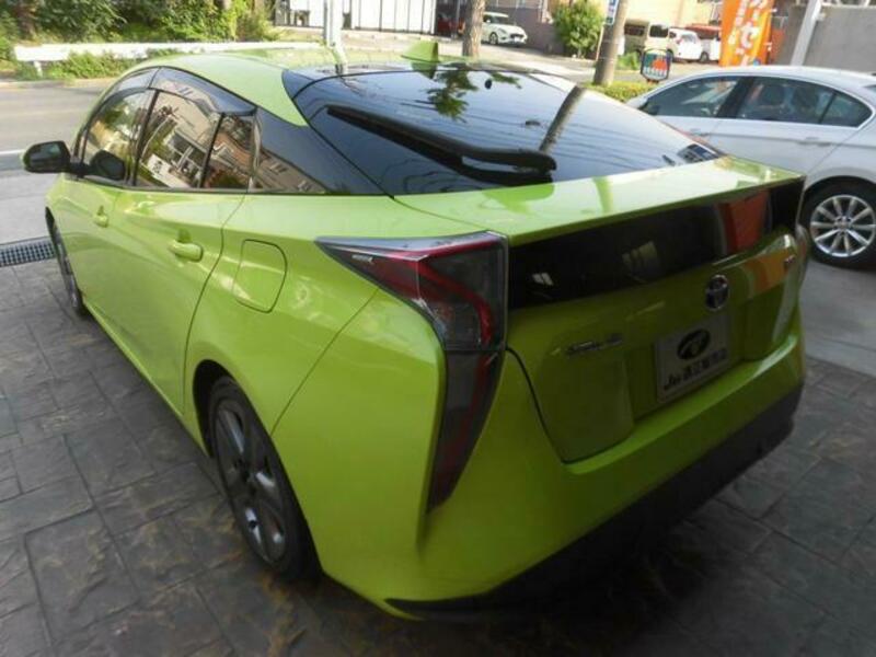 PRIUS-14