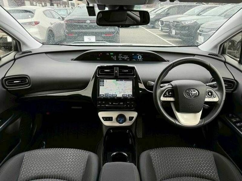 PRIUS-1
