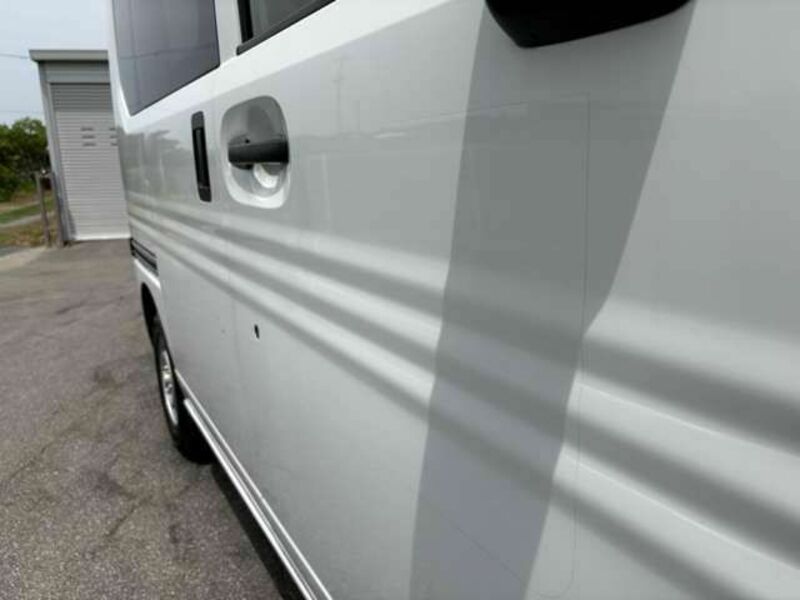 N-VAN