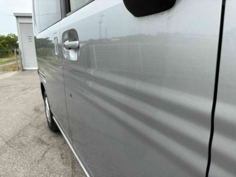 N-VAN