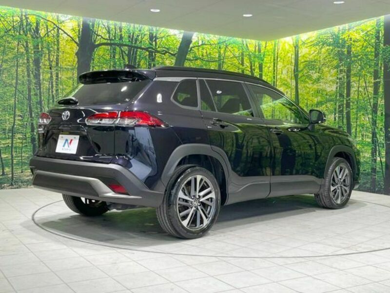 COROLLA CROSS-16