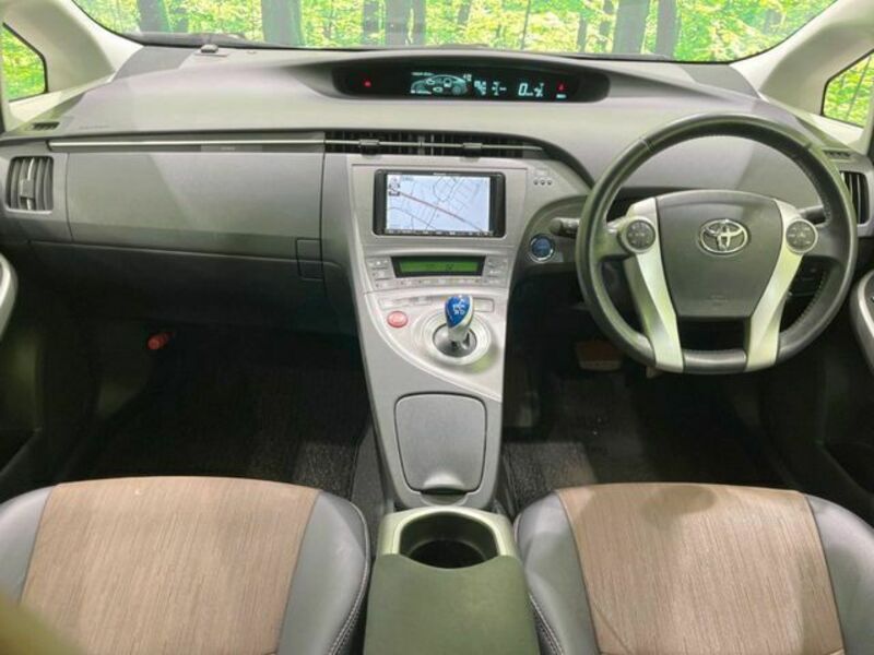 PRIUS-1