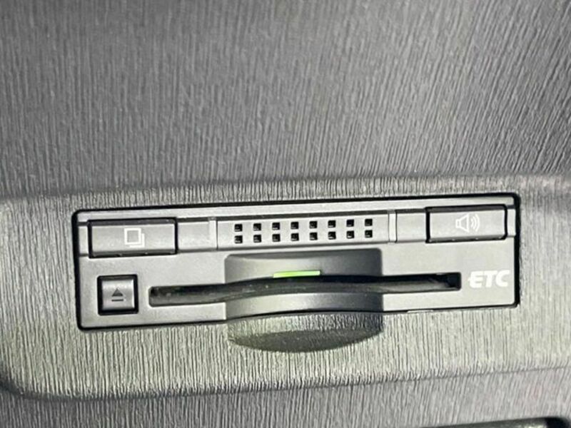 PRIUS-6
