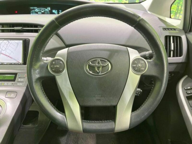 PRIUS-10