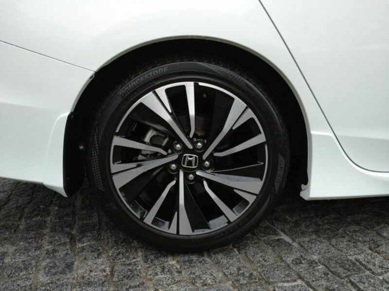 ACCORD HYBRID-7