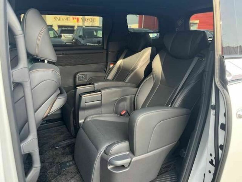 ALPHARD-12