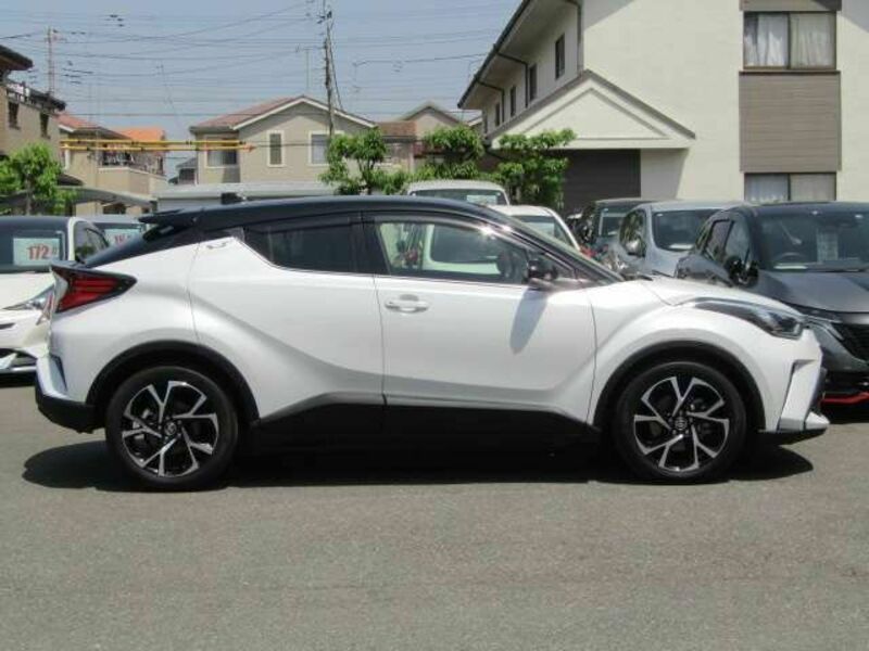 C-HR-8