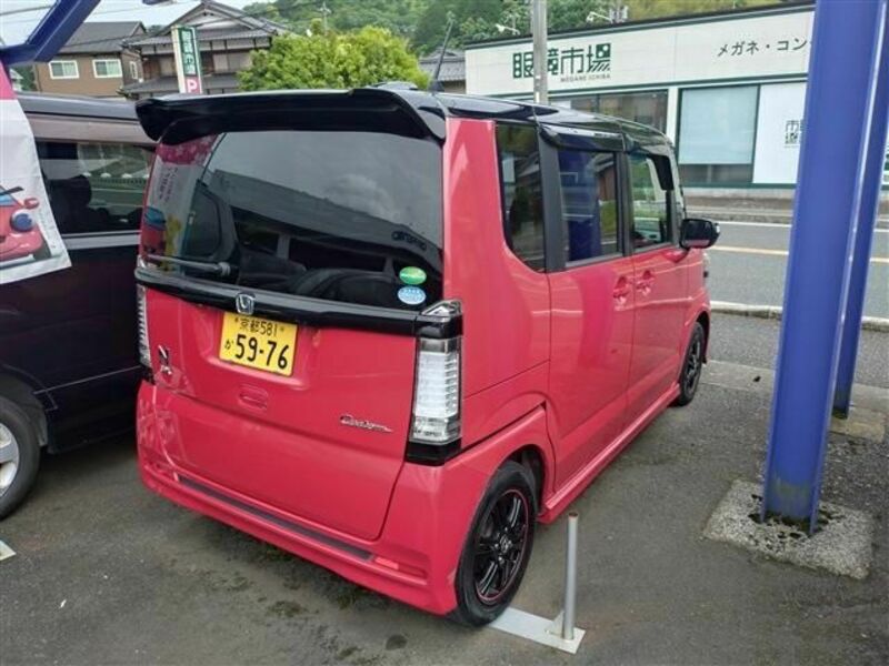 N BOX CUSTOM