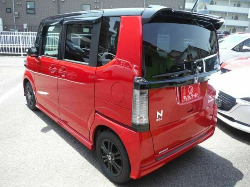 N BOX CUSTOM-8