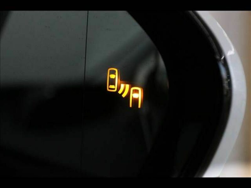 PRIUS PHV-7