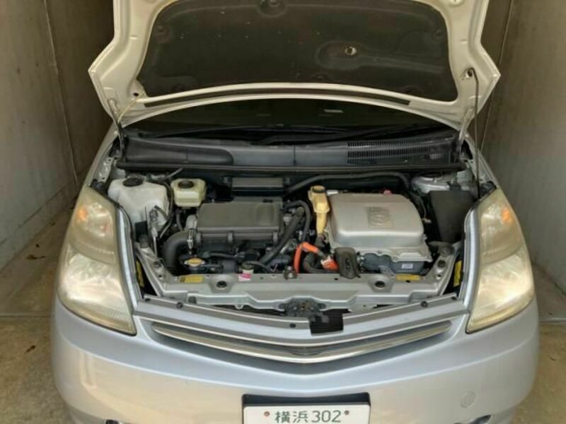 PRIUS-13