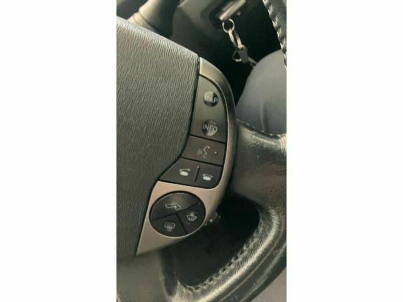 PRIUS-24