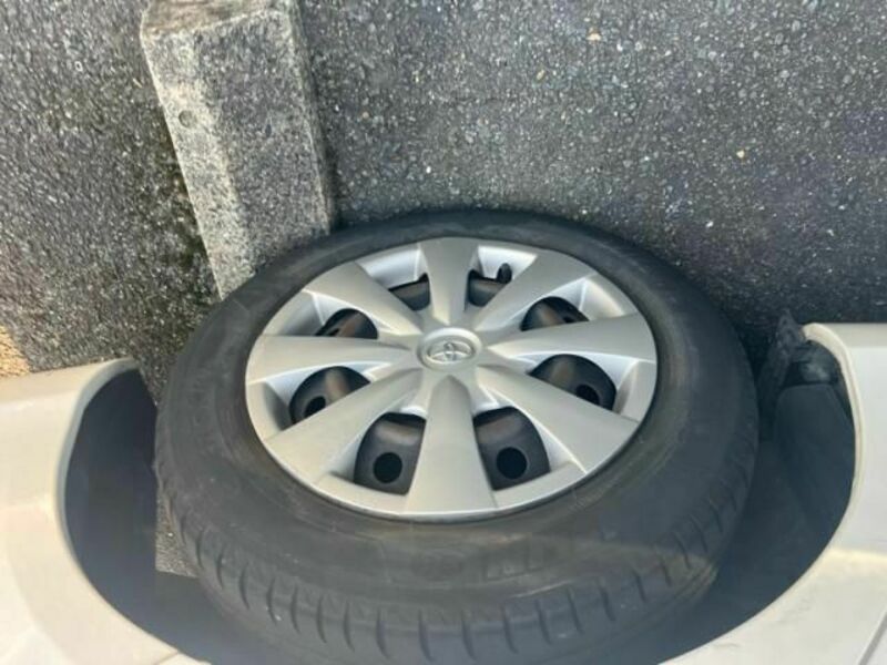 COROLLA AXIO