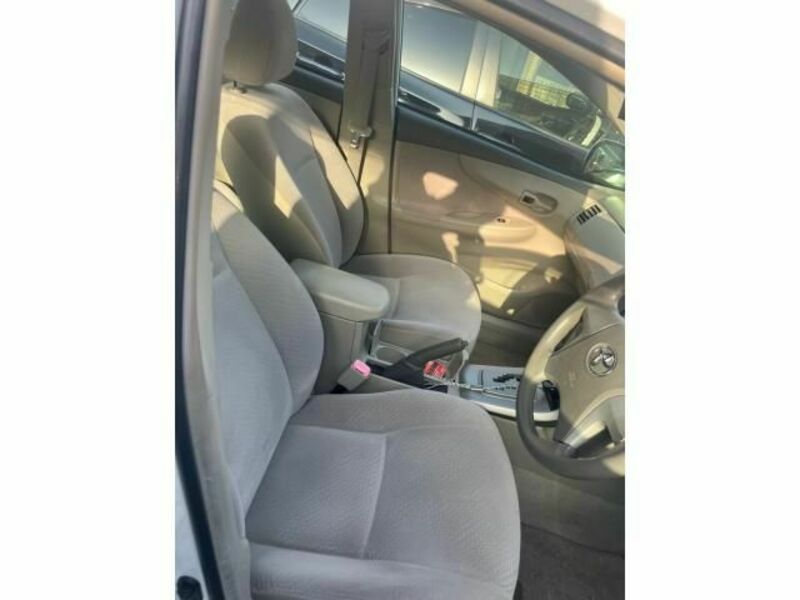 COROLLA AXIO