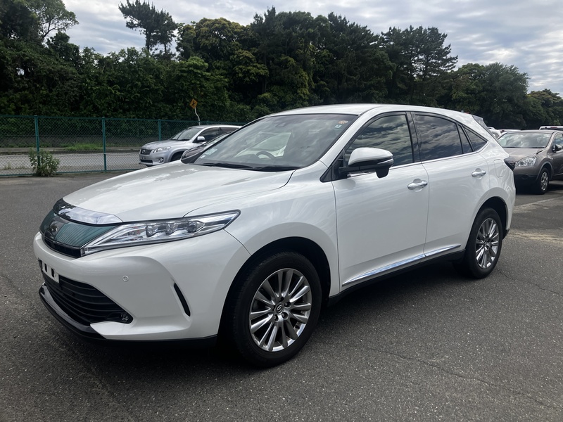 TOYOTA HARRIER