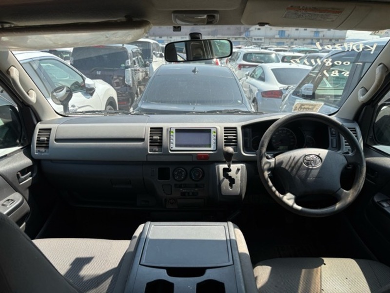 HIACE VAN-4
