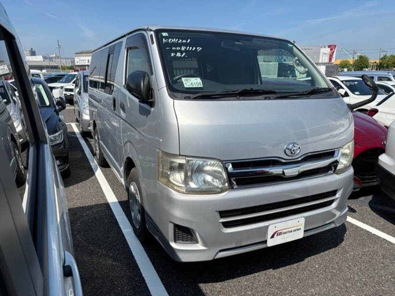 HIACE VAN-1