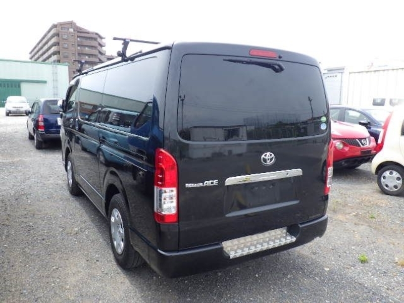Regiusace Van