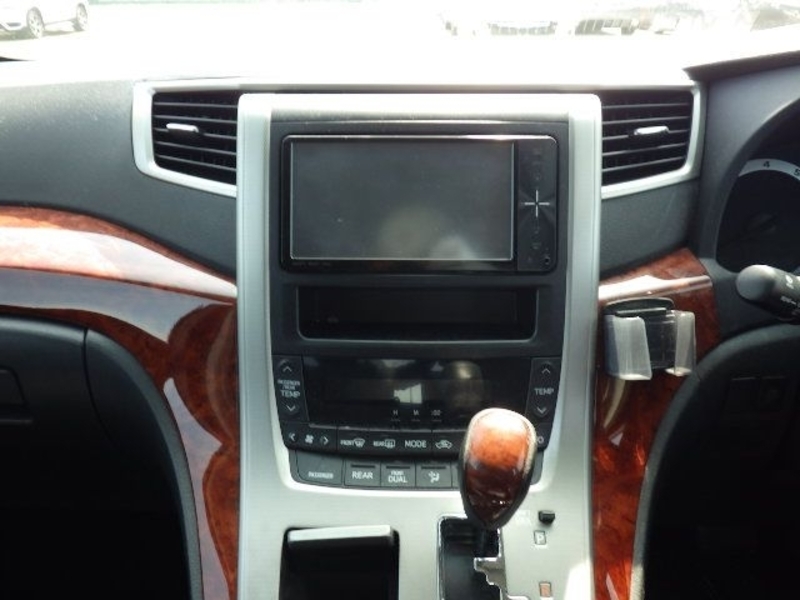 ALPHARD-12
