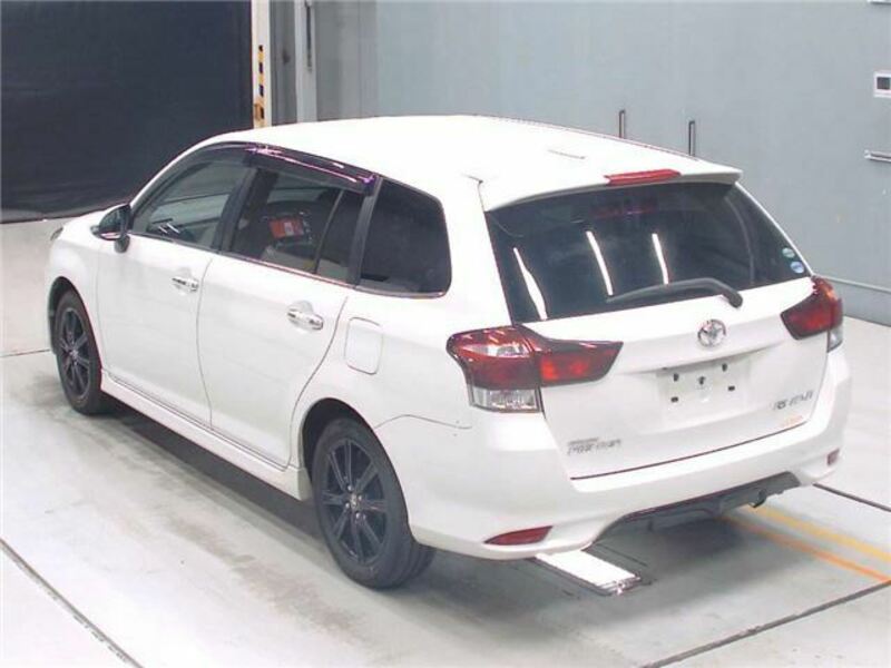 COROLLA FIELDER