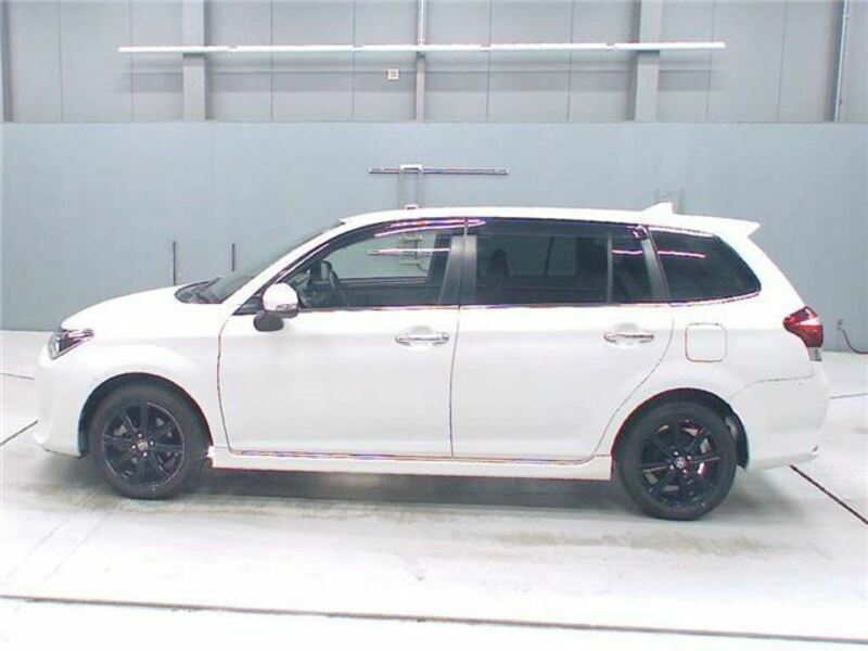 COROLLA FIELDER