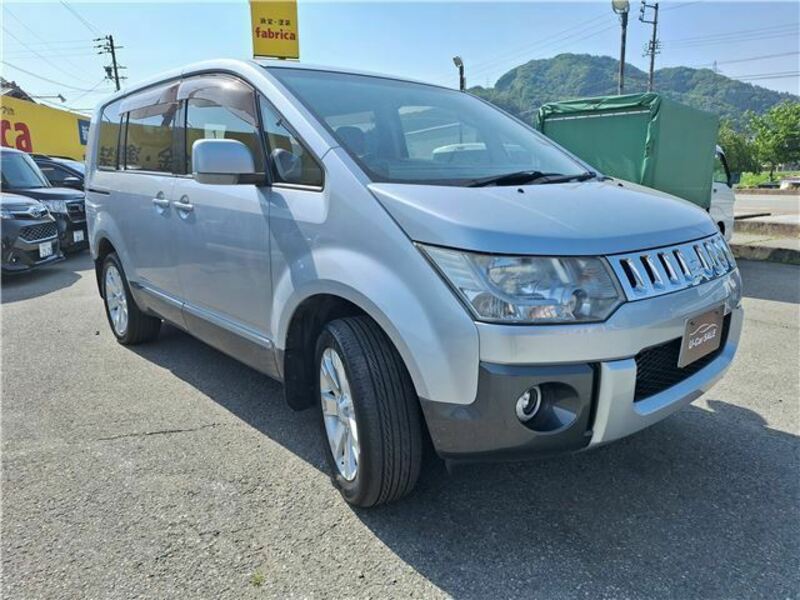 DELICA D5