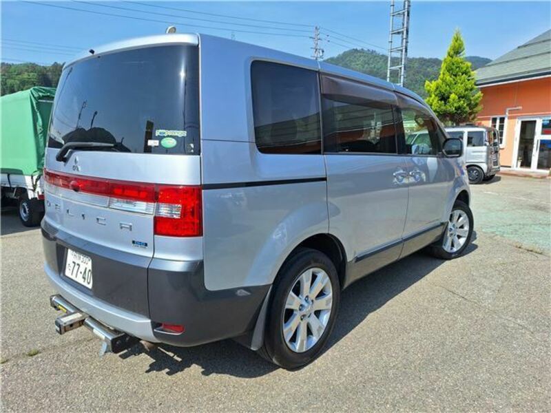 DELICA D5