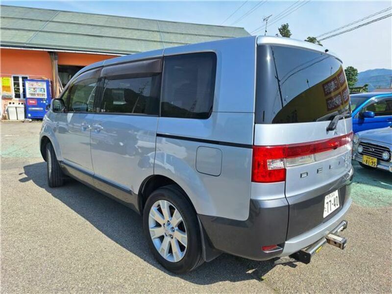 DELICA D5