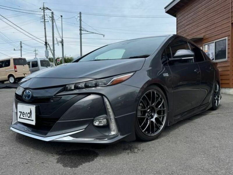 PRIUS PHV