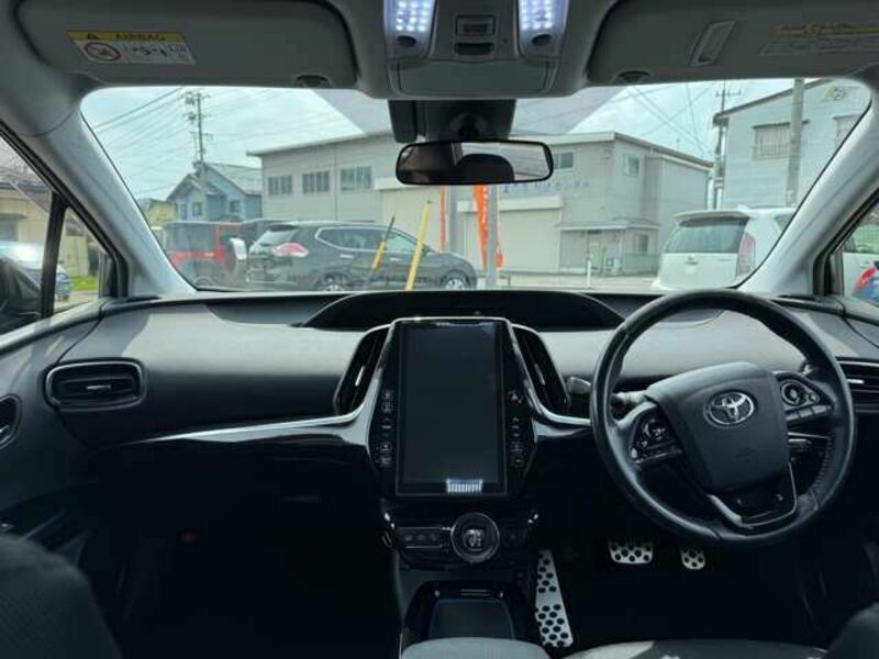 PRIUS PHV