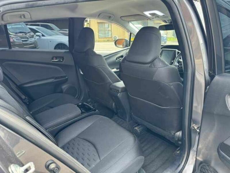 PRIUS PHV