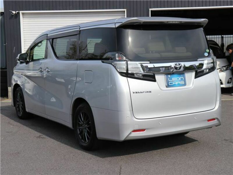 VELLFIRE
