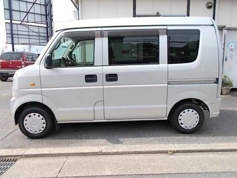 MINICAB VAN