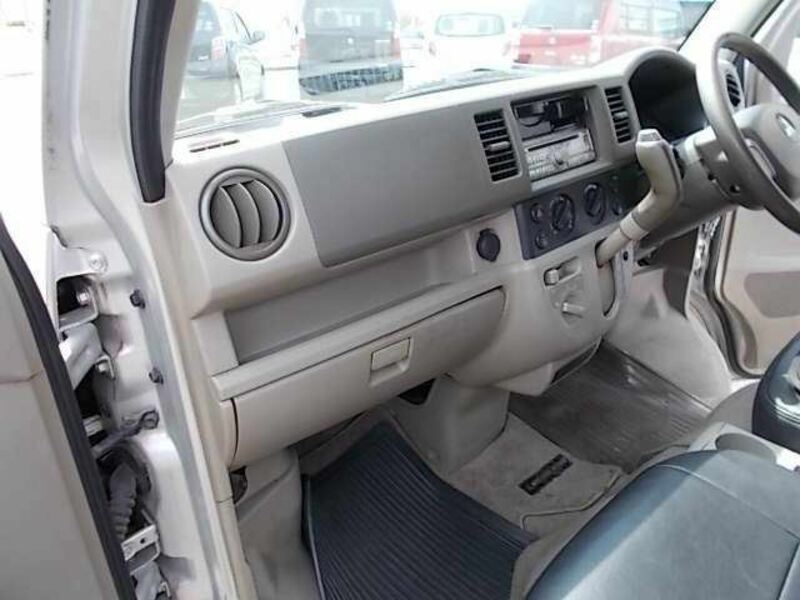 MINICAB VAN