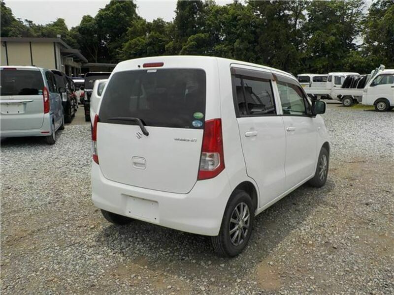 WAGON R-9