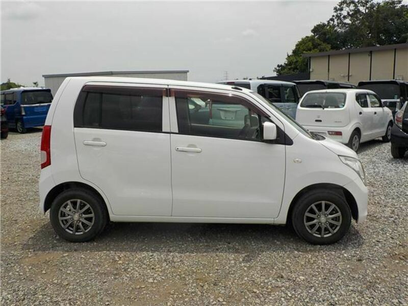 WAGON R-10