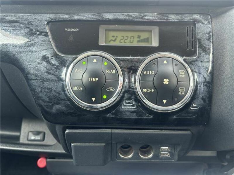 HIACE-23