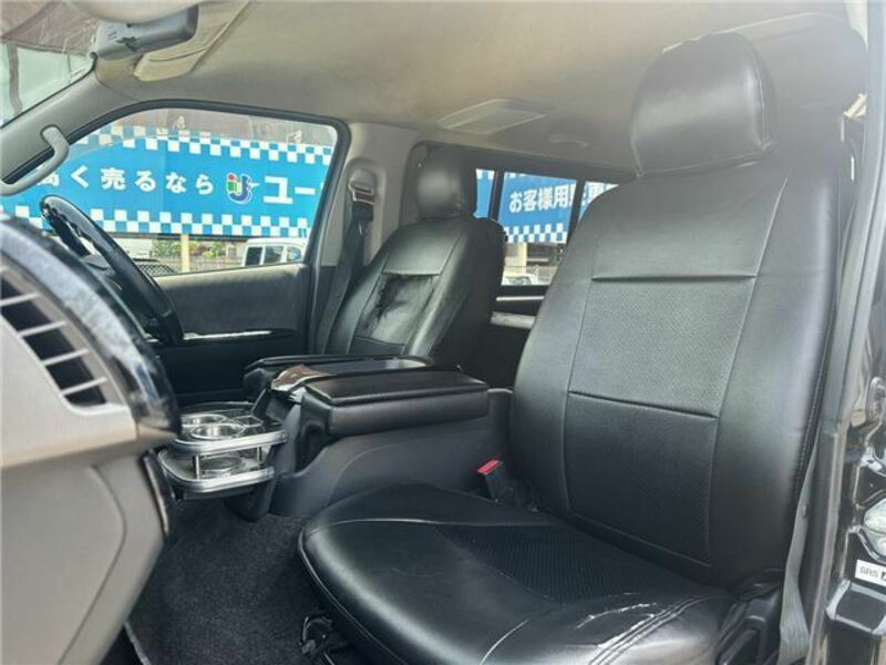 HIACE-31