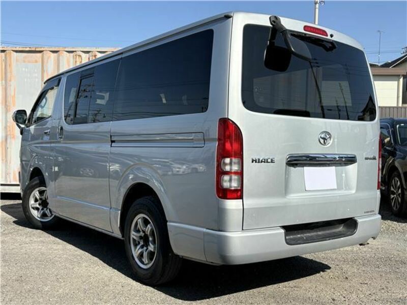 HIACE VAN