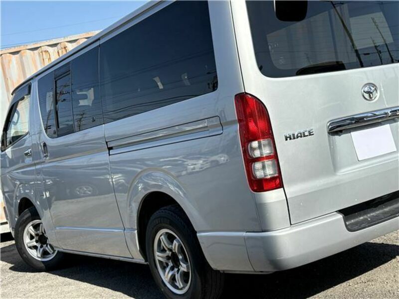 HIACE VAN