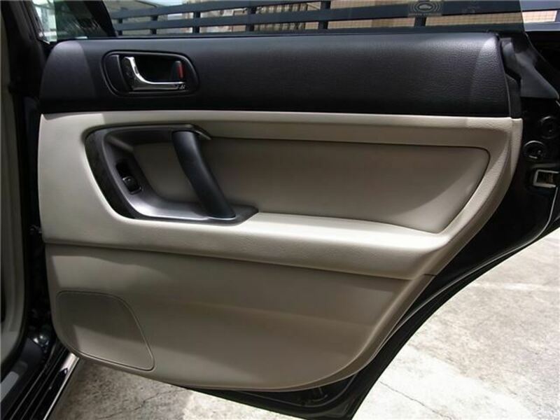 LEGACY B4